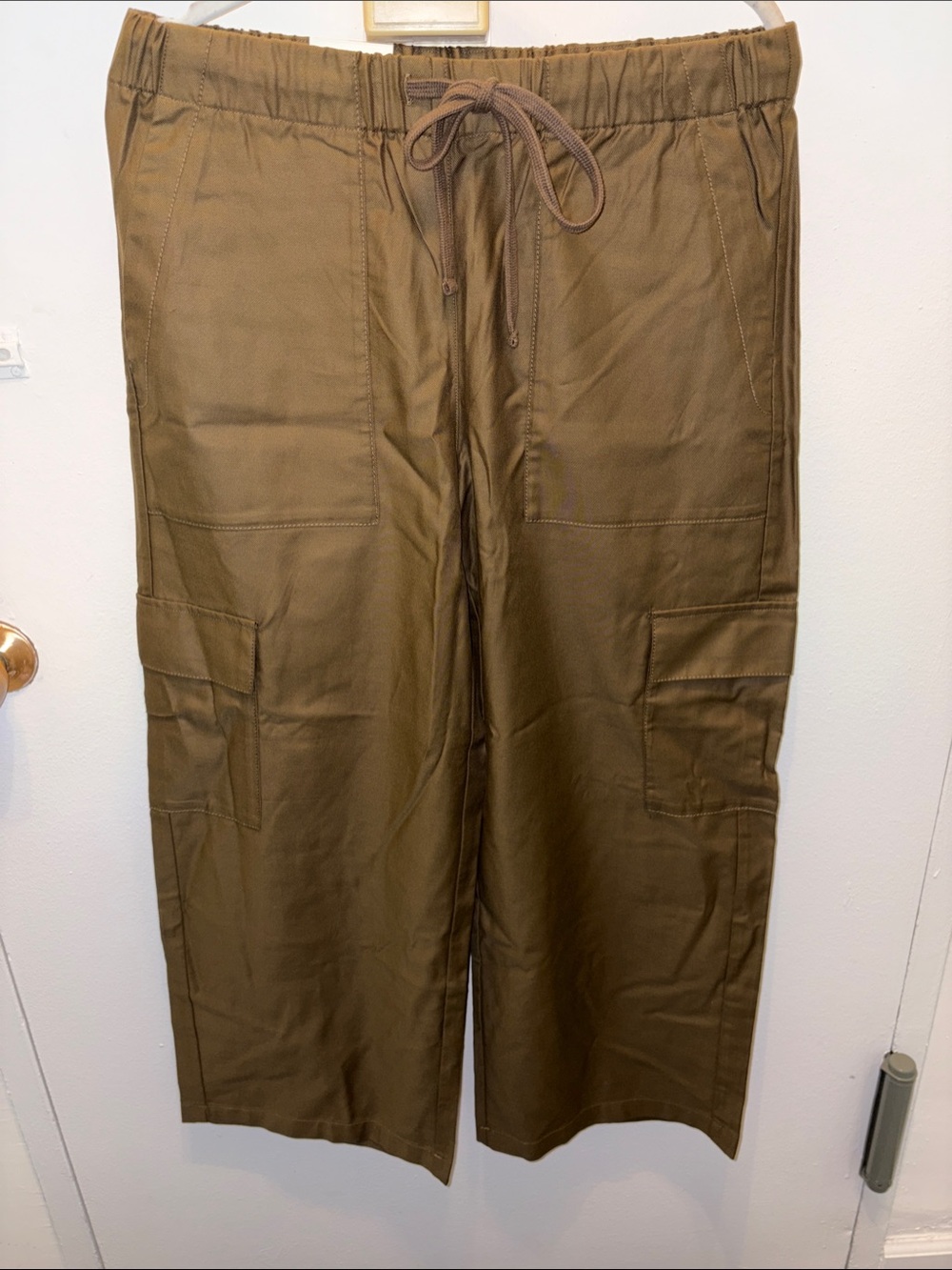 BNWT Women’s Olive Cargo Drawstring Cargo Trousers